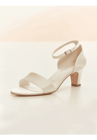 Avalia Capri Wedding Shoes ()