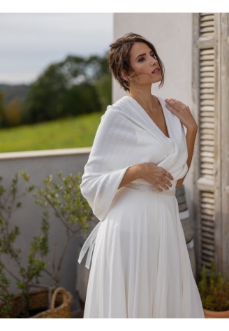 Novias THEO Sweater Stole Ivory ()