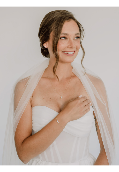 Perlenbräute Ari Naszyjnik ()