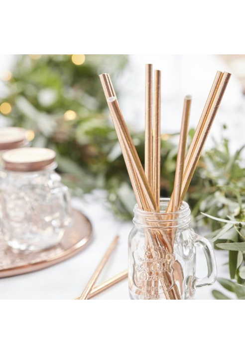 Słomki w kolorze różowego złota ()