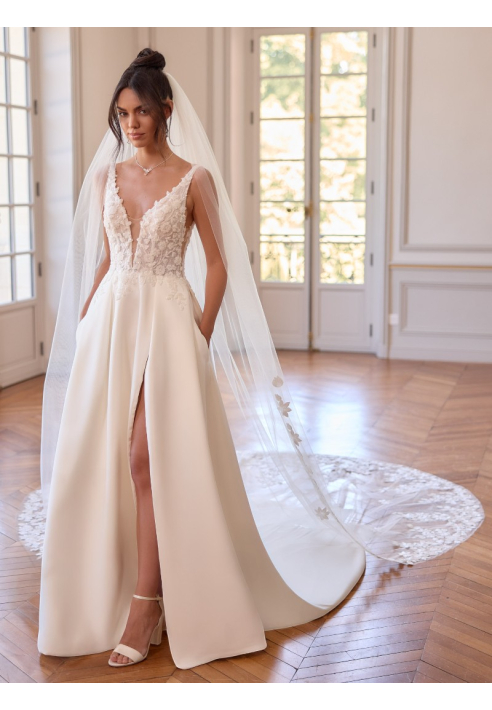 Bianco Evento S550 – welon z tiulu w kolorze kości słoniowej, 350 cm ()